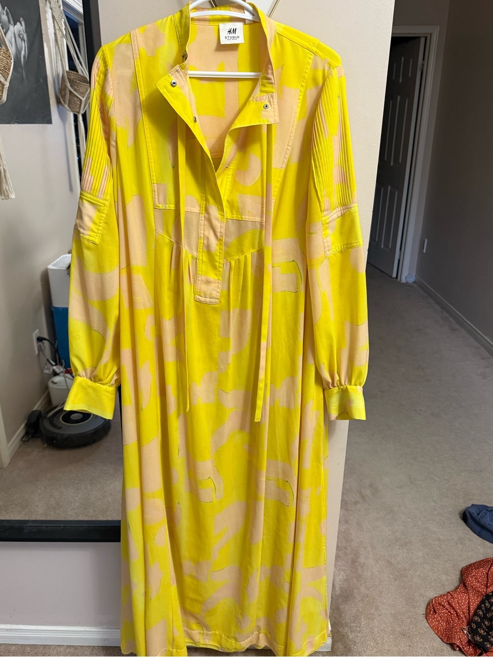 H&M Studio Yellow and Peach Abstract Blouse - Picture 3 of 6